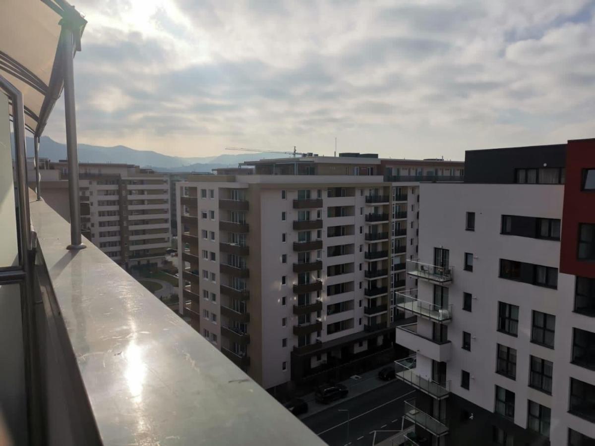 Giorgia And Ary Apartment Брашов Екстериор снимка